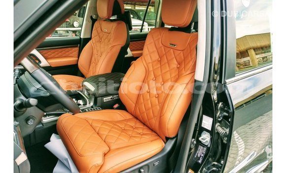 Acheter Import Voiture Toyota Land Cruiser Noir à Import - Dubai, Artibonite Acheter Import Voiture Toyota Land Cruiser Noir à Import - Dubai, Artibonite