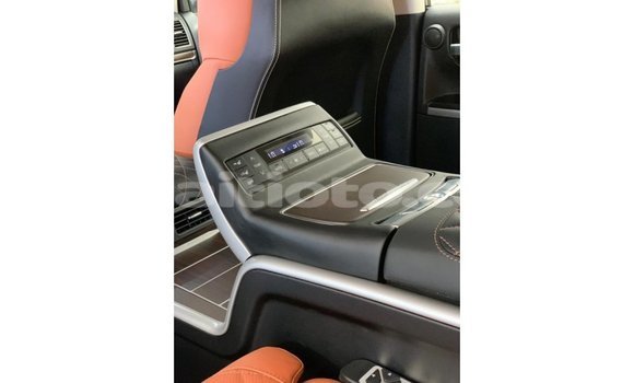 Acheter Import Voiture Toyota Land Cruiser Noir à Import - Dubai, Artibonite Acheter Import Voiture Toyota Land Cruiser Noir à Import - Dubai, Artibonite