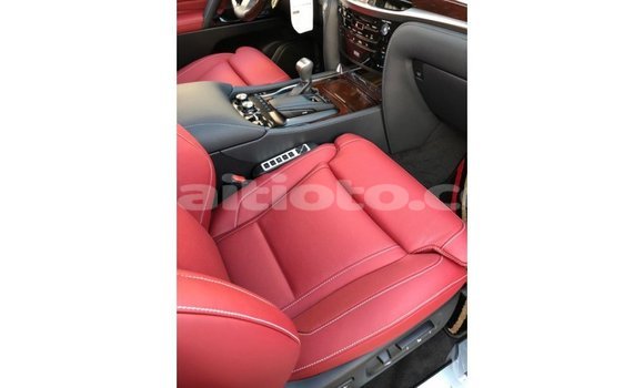 Acheter Import Voiture Lexus LX Noir à Import - Dubai, Artibonite Acheter Import Voiture Lexus LX Noir à Import - Dubai, Artibonite