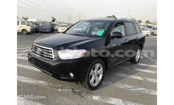 Acheter Import Voiture Toyota Highlander Noir à Import - Dubai, Artibonite Acheter Import Voiture Toyota Highlander Noir à Import - Dubai, Artibonite