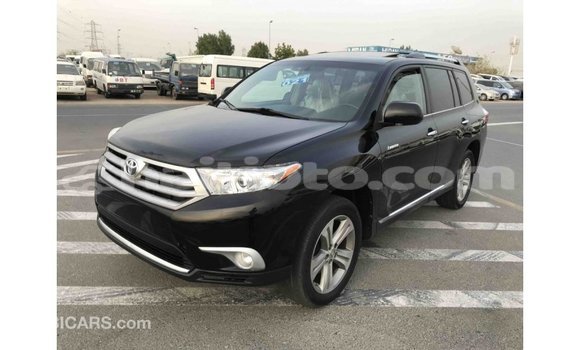 Acheter Import Voiture Toyota Highlander Noir à Import - Dubai, Artibonite Acheter Import Voiture Toyota Highlander Noir à Import - Dubai, Artibonite