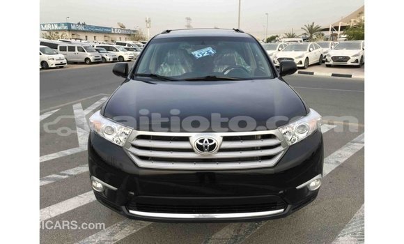 Acheter Import Voiture Toyota Highlander Noir à Import - Dubai, Artibonite Acheter Import Voiture Toyota Highlander Noir à Import - Dubai, Artibonite
