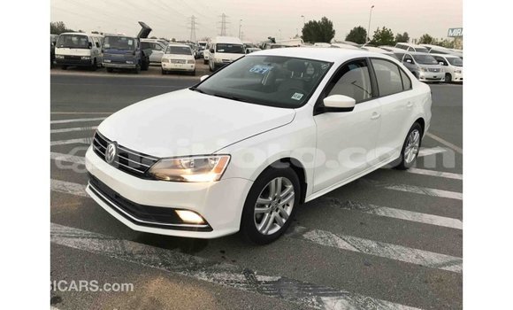 Acheter Import Voiture Volkswagen Jetta Blanc à Import - Dubai, Artibonite Acheter Import Voiture Volkswagen Jetta Blanc à Import - Dubai, Artibonite