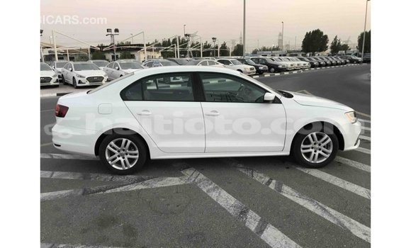 Acheter Import Voiture Volkswagen Jetta Blanc à Import - Dubai, Artibonite Acheter Import Voiture Volkswagen Jetta Blanc à Import - Dubai, Artibonite