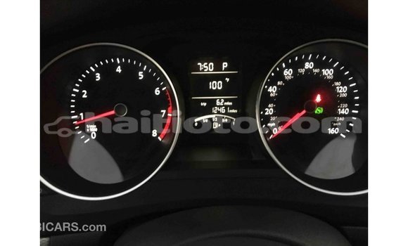 Acheter Import Voiture Volkswagen Jetta Blanc à Import - Dubai, Artibonite Acheter Import Voiture Volkswagen Jetta Blanc à Import - Dubai, Artibonite