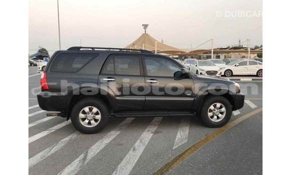 Acheter Import Utilitaire Toyota HiAce Noir à Import - Dubai, Artibonite Acheter Import Utilitaire Toyota HiAce Noir à Import - Dubai, Artibonite