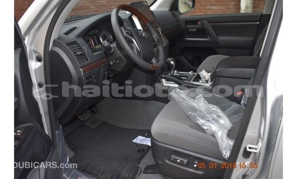 Acheter Import Voiture Toyota Land Cruiser Autre à Import - Dubai, Artibonite Acheter Import Voiture Toyota Land Cruiser Autre à Import - Dubai, Artibonite