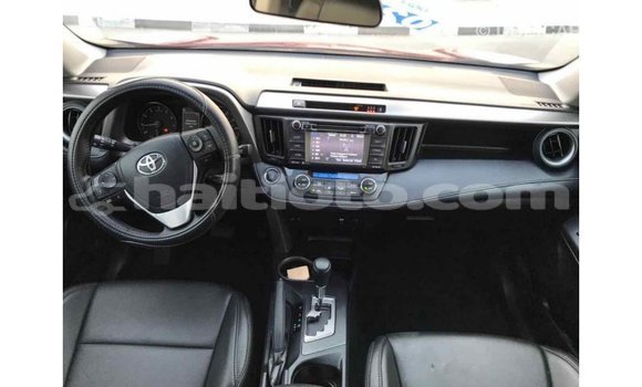 Acheter Import Utilitaire Toyota HiAce Rouge à Import - Dubai, Artibonite Acheter Import Utilitaire Toyota HiAce Rouge à Import - Dubai, Artibonite