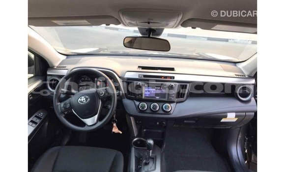 Acheter Import Utilitaire Toyota HiAce Autre à Import - Dubai, Artibonite Acheter Import Utilitaire Toyota HiAce Autre à Import - Dubai, Artibonite