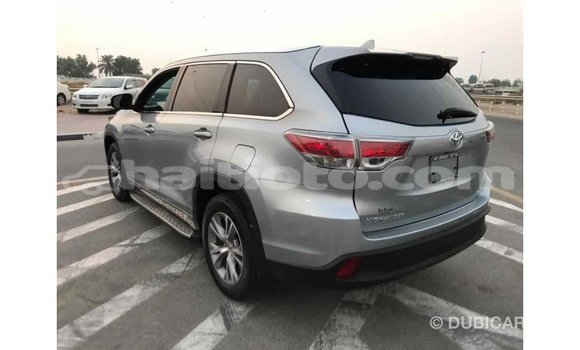 Acheter Import Voiture Toyota Highlander Autre à Import - Dubai, Artibonite Acheter Import Voiture Toyota Highlander Autre à Import - Dubai, Artibonite