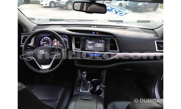 Acheter Import Voiture Toyota Highlander Autre à Import - Dubai, Artibonite Acheter Import Voiture Toyota Highlander Autre à Import - Dubai, Artibonite