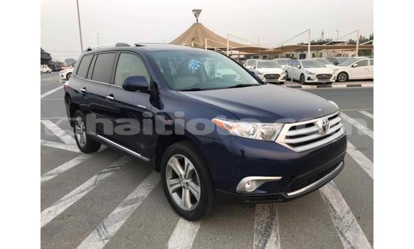 Acheter Import Voiture Toyota Highlander Bleu à Import - Dubai, Artibonite Acheter Import Voiture Toyota Highlander Bleu à Import - Dubai, Artibonite