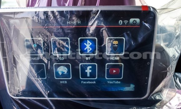 Acheter Import Voiture Toyota Land Cruiser Blanc à Import - Dubai, Artibonite Acheter Import Voiture Toyota Land Cruiser Blanc à Import - Dubai, Artibonite