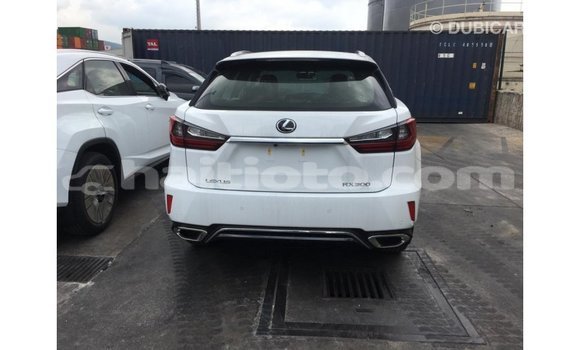 Acheter Import Voiture Lexus RX 300 Blanc à Import - Dubai, Artibonite Acheter Import Voiture Lexus RX 300 Blanc à Import - Dubai, Artibonite