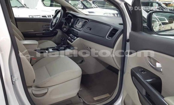 Acheter Import Voiture Kia Carnival Autre à Import - Dubai, Artibonite Acheter Import Voiture Kia Carnival Autre à Import - Dubai, Artibonite