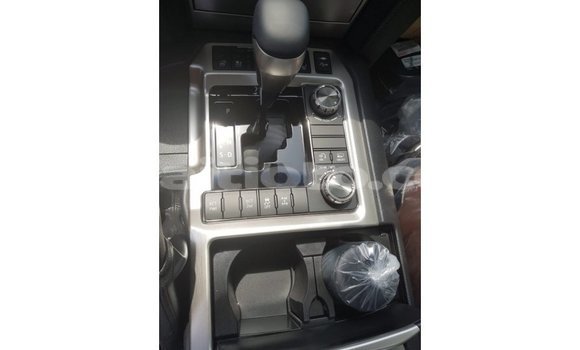 Acheter Import Voiture Toyota Land Cruiser Marron à Import - Dubai, Artibonite Acheter Import Voiture Toyota Land Cruiser Marron à Import - Dubai, Artibonite