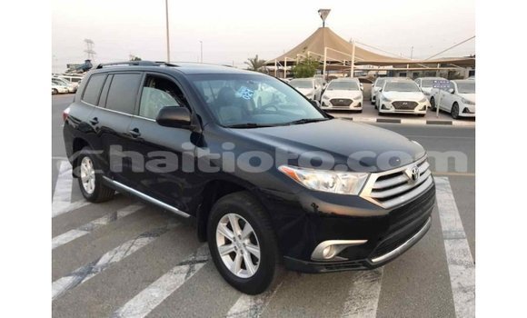 Acheter Import Voiture Toyota Highlander Noir à Import - Dubai, Artibonite Acheter Import Voiture Toyota Highlander Noir à Import - Dubai, Artibonite