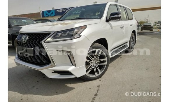 Acheter Import Voiture Lexus LX Blanc à Import - Dubai, Artibonite Acheter Import Voiture Lexus LX Blanc à Import - Dubai, Artibonite
