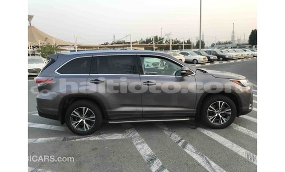 Acheter Import Voiture Toyota Highlander Autre à Import - Dubai, Artibonite Acheter Import Voiture Toyota Highlander Autre à Import - Dubai, Artibonite