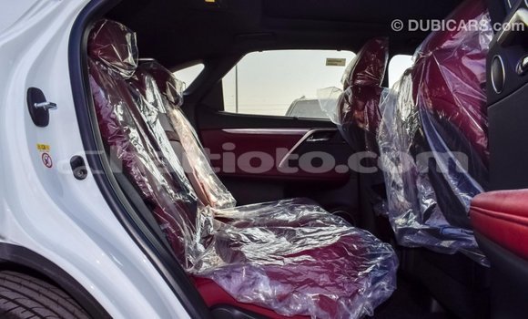 Acheter Import Voiture Lexus RX 300 Blanc à Import - Dubai, Artibonite Acheter Import Voiture Lexus RX 300 Blanc à Import - Dubai, Artibonite