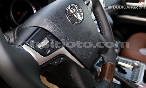 Acheter Import Voiture Toyota Land Cruiser Noir à Import - Dubai, Artibonite Acheter Import Voiture Toyota Land Cruiser Noir à Import - Dubai, Artibonite