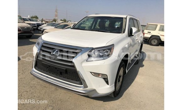 Acheter Import Voiture Lexus GX Blanc à Import - Dubai, Artibonite