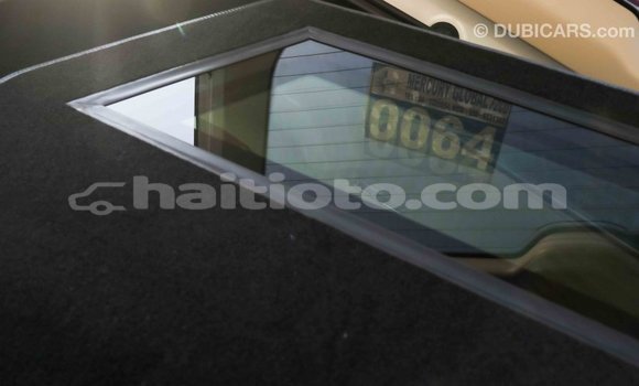 Acheter Import Voiture Toyota Land Cruiser Blanc à Import - Dubai, Artibonite Acheter Import Voiture Toyota Land Cruiser Blanc à Import - Dubai, Artibonite