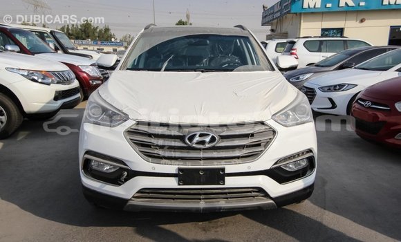 Acheter Import Voiture Hyundai Santa Fe Blanc à Import - Dubai, Artibonite Acheter Import Voiture Hyundai Santa Fe Blanc à Import - Dubai, Artibonite