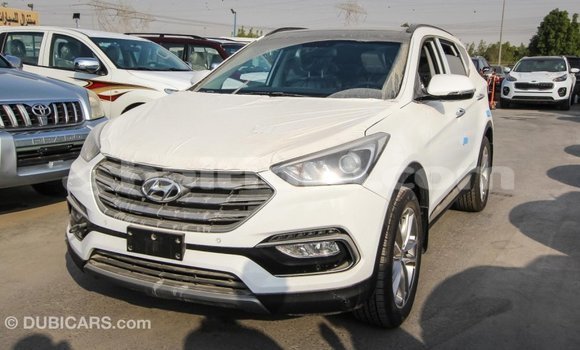 Acheter Import Voiture Hyundai Santa Fe Blanc à Import - Dubai, Artibonite Acheter Import Voiture Hyundai Santa Fe Blanc à Import - Dubai, Artibonite
