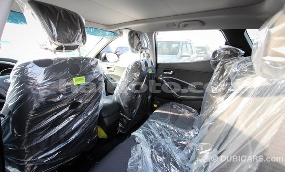 Acheter Import Voiture Hyundai Santa Fe Blanc à Import - Dubai, Artibonite Acheter Import Voiture Hyundai Santa Fe Blanc à Import - Dubai, Artibonite