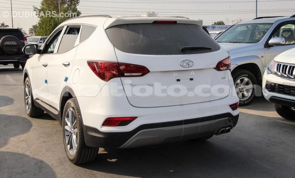 Acheter Import Voiture Hyundai Santa Fe Blanc à Import - Dubai, Artibonite Acheter Import Voiture Hyundai Santa Fe Blanc à Import - Dubai, Artibonite