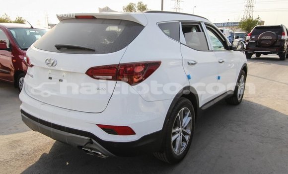 Acheter Import Voiture Hyundai Santa Fe Blanc à Import - Dubai, Artibonite Acheter Import Voiture Hyundai Santa Fe Blanc à Import - Dubai, Artibonite