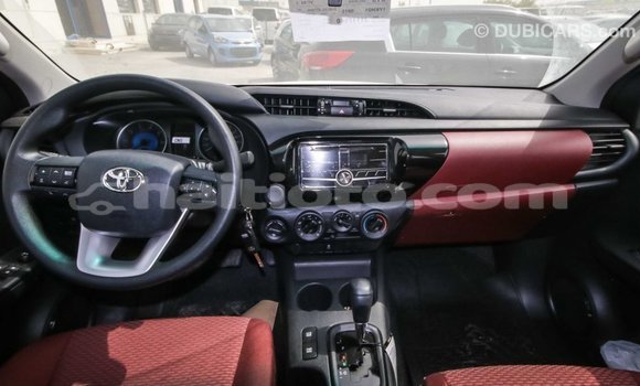 Acheter Import Voiture Toyota Hilux Autre à Import - Dubai, Artibonite Acheter Import Voiture Toyota Hilux Autre à Import - Dubai, Artibonite