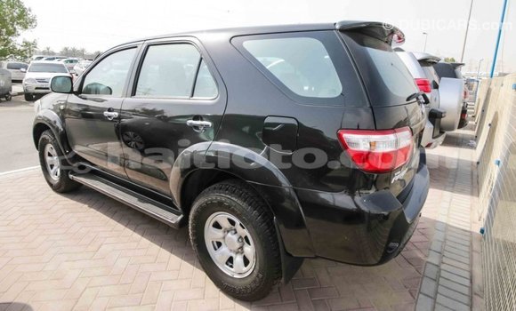 Acheter Import Voiture Toyota Fortuner Noir à Import - Dubai, Artibonite Acheter Import Voiture Toyota Fortuner Noir à Import - Dubai, Artibonite
