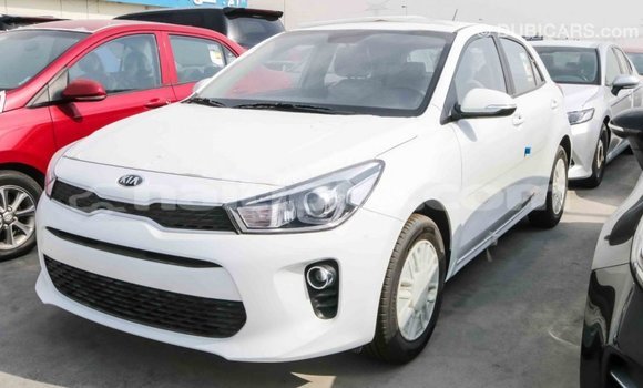 Acheter Import Voiture Kia Rio Blanc à Import - Dubai, Artibonite Acheter Import Voiture Kia Rio Blanc à Import - Dubai, Artibonite