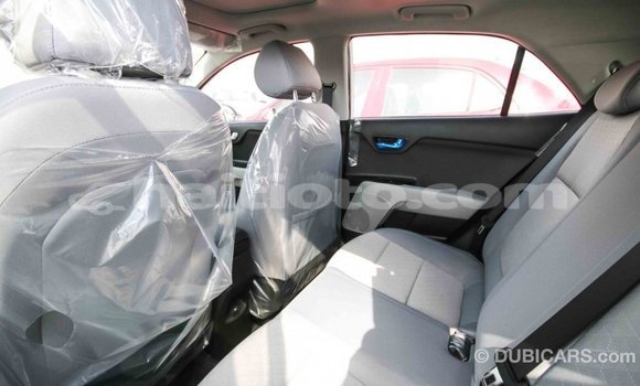 Acheter Import Voiture Kia Rio Blanc à Import - Dubai, Artibonite Acheter Import Voiture Kia Rio Blanc à Import - Dubai, Artibonite