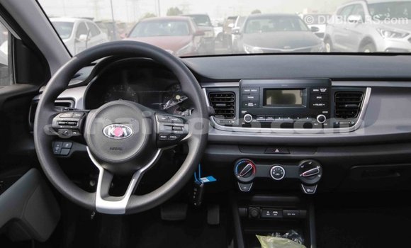 Acheter Import Voiture Kia Rio Blanc à Import - Dubai, Artibonite Acheter Import Voiture Kia Rio Blanc à Import - Dubai, Artibonite