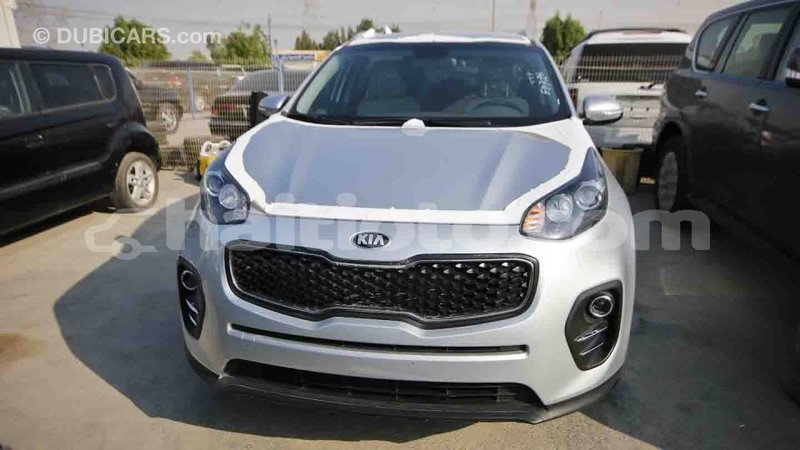 Big with watermark kia sportage artibonite import dubai 1228