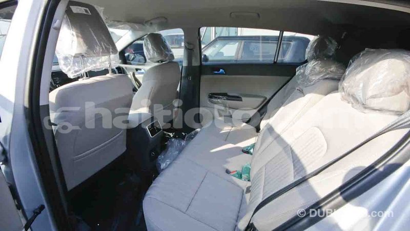Big with watermark kia sportage artibonite import dubai 1228