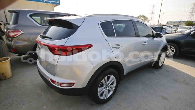 Big with watermark kia sportage artibonite import dubai 1228