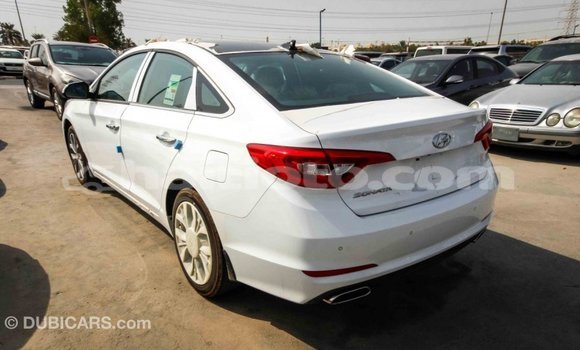 Acheter Import Voiture Hyundai Sonata Blanc à Import - Dubai, Artibonite Acheter Import Voiture Hyundai Sonata Blanc à Import - Dubai, Artibonite