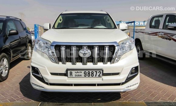 Acheter Import Voiture Toyota Prado Blanc à Import - Dubai, Artibonite Acheter Import Voiture Toyota Prado Blanc à Import - Dubai, Artibonite