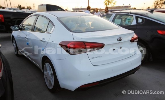 Acheter Import Voiture Kia Cerato Blanc à Import - Dubai, Artibonite Acheter Import Voiture Kia Cerato Blanc à Import - Dubai, Artibonite