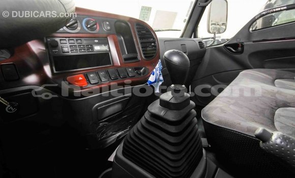 Acheter Import Voiture Hyundai Accent Blanc à Import - Dubai, Artibonite Acheter Import Voiture Hyundai Accent Blanc à Import - Dubai, Artibonite