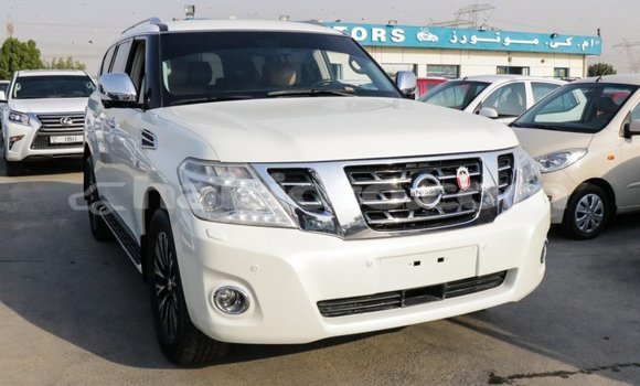 Acheter Import Voiture Nissan Patrol Blanc à Import - Dubai, Artibonite Acheter Import Voiture Nissan Patrol Blanc à Import - Dubai, Artibonite