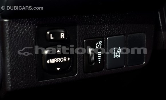 Acheter Import Utilitaire Toyota HiAce Autre à Import - Dubai, Artibonite Acheter Import Utilitaire Toyota HiAce Autre à Import - Dubai, Artibonite