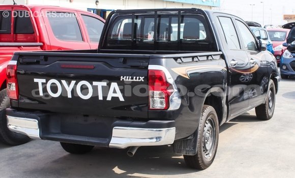 Acheter Import Voiture Toyota Hilux Noir à Import - Dubai, Artibonite Acheter Import Voiture Toyota Hilux Noir à Import - Dubai, Artibonite