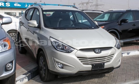 Acheter Import Voiture Hyundai Tucson Beige à Import - Dubai, Artibonite Acheter Import Voiture Hyundai Tucson Beige à Import - Dubai, Artibonite