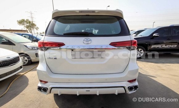 Acheter Import Voiture Toyota Fortuner Blanc à Import - Dubai, Artibonite Acheter Import Voiture Toyota Fortuner Blanc à Import - Dubai, Artibonite