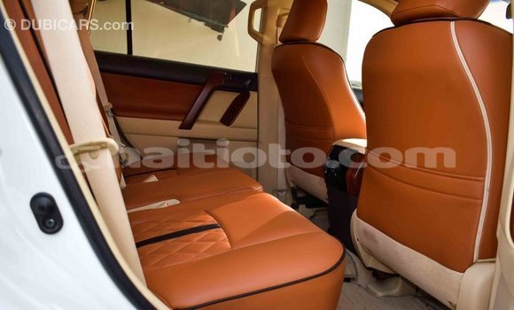 Acheter Import Voiture Toyota Prado Blanc à Import - Dubai, Artibonite Acheter Import Voiture Toyota Prado Blanc à Import - Dubai, Artibonite